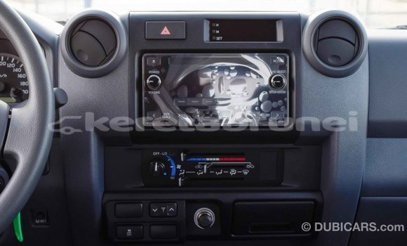 Buy Import Toyota Land Cruiser White Car in Import - Dubai in Belait Buy Import Toyota Land Cruiser White Car in Import - Dubai in Belait