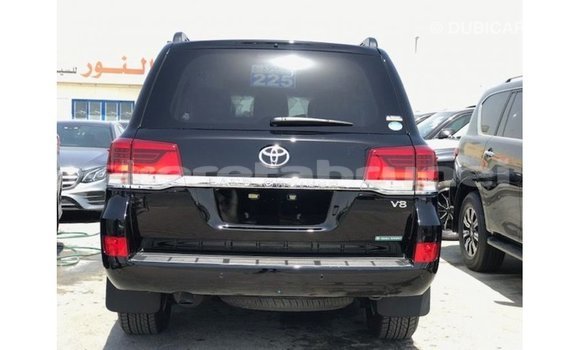 Buy Import Toyota Land Cruiser Black Car in Import - Dubai in Belait Buy Import Toyota Land Cruiser Black Car in Import - Dubai in Belait