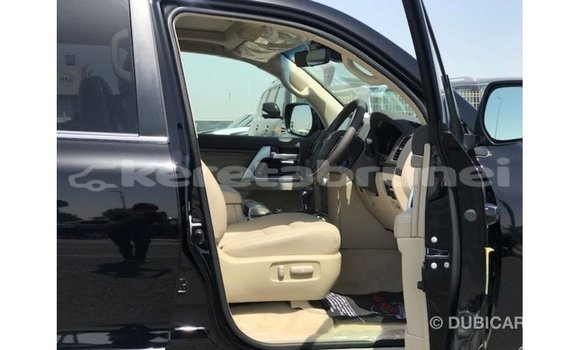 Buy Import Toyota Land Cruiser Black Car in Import - Dubai in Belait Buy Import Toyota Land Cruiser Black Car in Import - Dubai in Belait