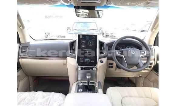 Buy Import Toyota Land Cruiser Black Car in Import - Dubai in Belait Buy Import Toyota Land Cruiser Black Car in Import - Dubai in Belait
