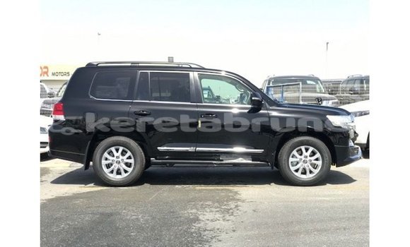 Buy Import Toyota Land Cruiser Black Car in Import - Dubai in Belait Buy Import Toyota Land Cruiser Black Car in Import - Dubai in Belait