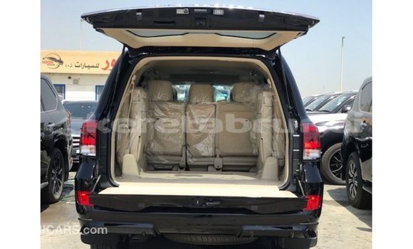 Buy Import Toyota Land Cruiser Black Car in Import - Dubai in Belait Buy Import Toyota Land Cruiser Black Car in Import - Dubai in Belait