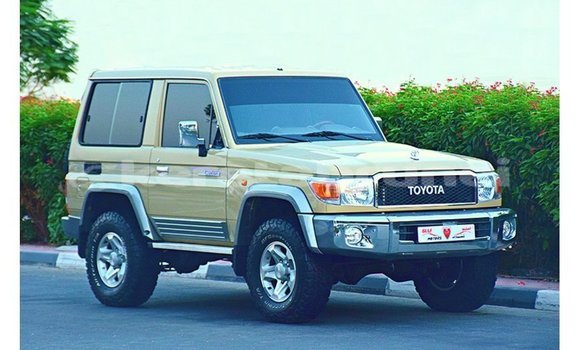 Buy Import Toyota Land Cruiser Beige Car in Import - Dubai in Belait