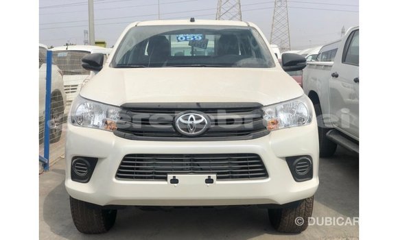 Buy Import Toyota Hilux White Car in Import - Dubai in Belait Buy Import Toyota Hilux White Car in Import - Dubai in Belait