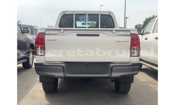 Buy Import Toyota Hilux White Car in Import - Dubai in Belait Buy Import Toyota Hilux White Car in Import - Dubai in Belait
