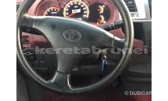 Buy Import Toyota Hilux White Car in Import - Dubai in Belait Buy Import Toyota Hilux White Car in Import - Dubai in Belait
