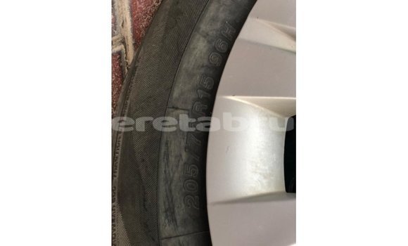 Buy Import Toyota Hilux White Car in Import - Dubai in Belait Buy Import Toyota Hilux White Car in Import - Dubai in Belait