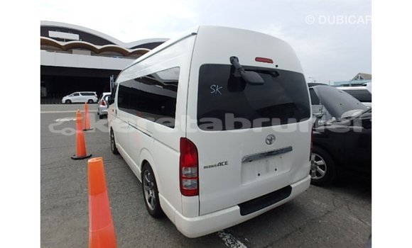 Buy Import Toyota Hiace White Car in Import - Dubai in Belait Buy Import Toyota Hiace White Car in Import - Dubai in Belait