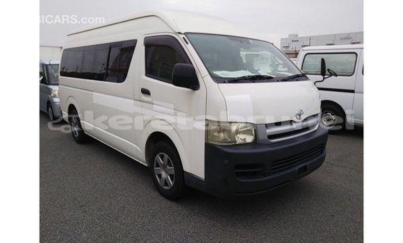Buy Import Toyota Hiace White Car in Import - Dubai in Belait Buy Import Toyota Hiace White Car in Import - Dubai in Belait