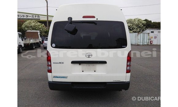 Buy Import Toyota Hiace White Car in Import - Dubai in Belait Buy Import Toyota Hiace White Car in Import - Dubai in Belait
