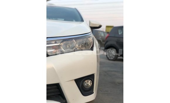 Buy Import Toyota Corolla White Car in Import - Dubai in Belait Buy Import Toyota Corolla White Car in Import - Dubai in Belait