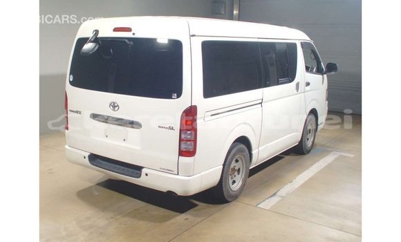 Buy Import Toyota Hiace White Car in Import - Dubai in Belait Buy Import Toyota Hiace White Car in Import - Dubai in Belait