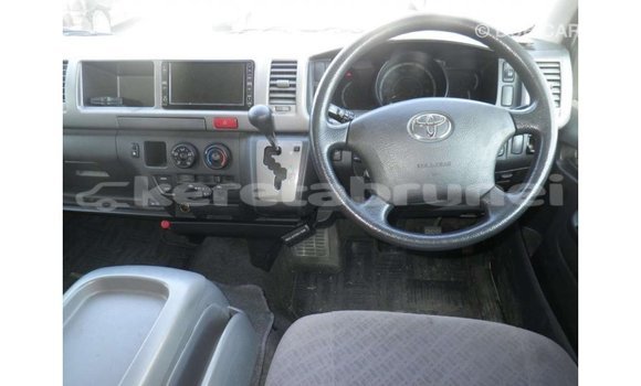 Buy Import Toyota Hiace White Car in Import - Dubai in Belait Buy Import Toyota Hiace White Car in Import - Dubai in Belait