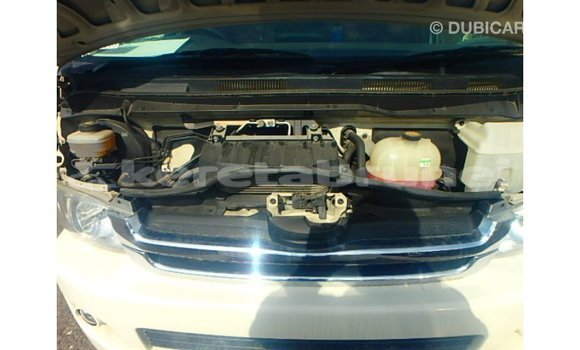 Buy Import Toyota Hiace White Car in Import - Dubai in Belait Buy Import Toyota Hiace White Car in Import - Dubai in Belait