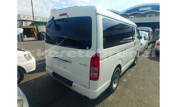 Buy Import Toyota Hiace White Car in Import - Dubai in Belait Buy Import Toyota Hiace White Car in Import - Dubai in Belait