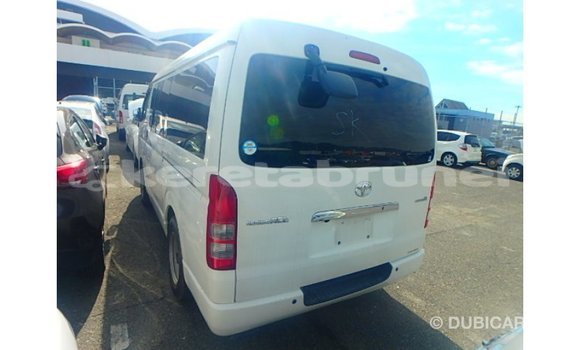 Buy Import Toyota Hiace White Car in Import - Dubai in Belait Buy Import Toyota Hiace White Car in Import - Dubai in Belait