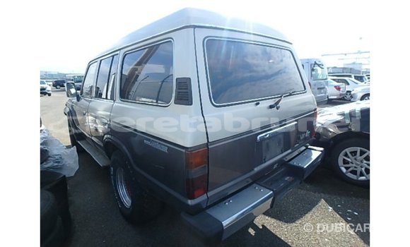 Buy Import Toyota Land Cruiser Other Car in Import - Dubai in Belait Buy Import Toyota Land Cruiser Other Car in Import - Dubai in Belait