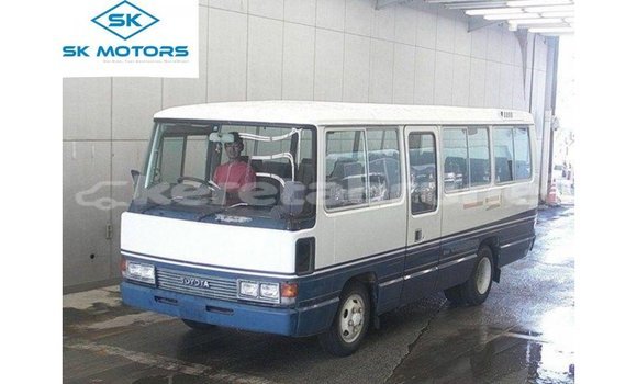 Buy Import Toyota Coaster White Car in Import - Dubai in Belait Buy Import Toyota Coaster White Car in Import - Dubai in Belait