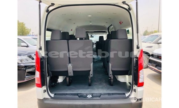 Buy Import Toyota Hiace White Car in Import - Dubai in Belait Buy Import Toyota Hiace White Car in Import - Dubai in Belait