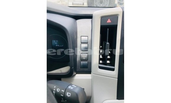 Buy Import Toyota Hiace White Car in Import - Dubai in Belait Buy Import Toyota Hiace White Car in Import - Dubai in Belait