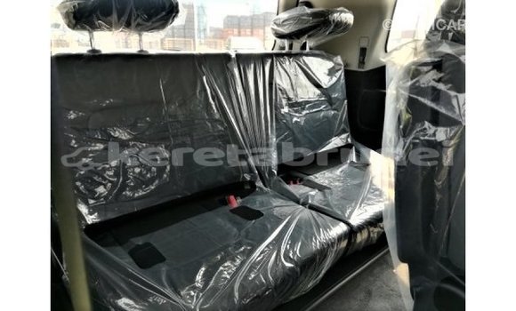 Buy Import Toyota Land Cruiser White Car in Import - Dubai in Belait Buy Import Toyota Land Cruiser White Car in Import - Dubai in Belait