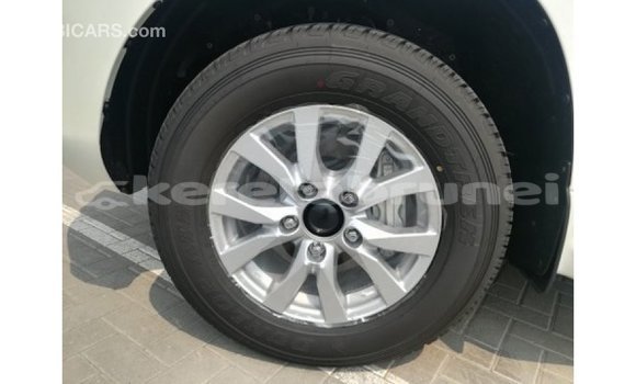 Buy Import Toyota Land Cruiser White Car in Import - Dubai in Belait Buy Import Toyota Land Cruiser White Car in Import - Dubai in Belait