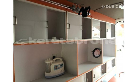 Buy Import Toyota Hiace White Car in Import - Dubai in Belait Buy Import Toyota Hiace White Car in Import - Dubai in Belait