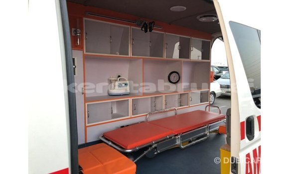 Buy Import Toyota Hiace White Car in Import - Dubai in Belait Buy Import Toyota Hiace White Car in Import - Dubai in Belait