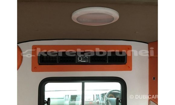 Buy Import Toyota Hiace White Car in Import - Dubai in Belait Buy Import Toyota Hiace White Car in Import - Dubai in Belait