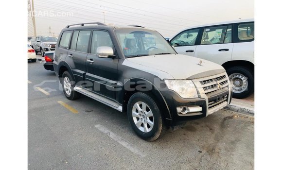 Buy Import Mitsubishi Pajero Black Car in Import - Dubai in Belait Buy Import Mitsubishi Pajero Black Car in Import - Dubai in Belait