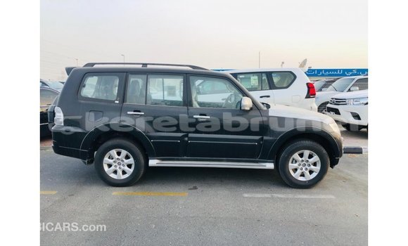 Buy Import Mitsubishi Pajero Black Car in Import - Dubai in Belait Buy Import Mitsubishi Pajero Black Car in Import - Dubai in Belait