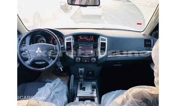 Buy Import Mitsubishi Pajero Black Car in Import - Dubai in Belait Buy Import Mitsubishi Pajero Black Car in Import - Dubai in Belait