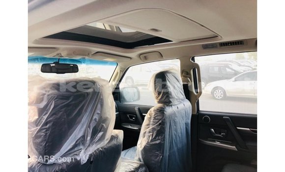 Buy Import Mitsubishi Pajero Black Car in Import - Dubai in Belait Buy Import Mitsubishi Pajero Black Car in Import - Dubai in Belait