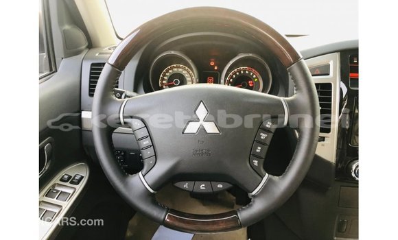 Buy Import Mitsubishi Pajero Black Car in Import - Dubai in Belait Buy Import Mitsubishi Pajero Black Car in Import - Dubai in Belait