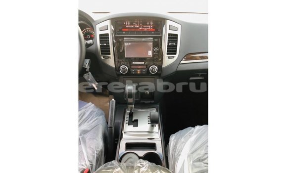 Buy Import Mitsubishi Pajero Black Car in Import - Dubai in Belait Buy Import Mitsubishi Pajero Black Car in Import - Dubai in Belait
