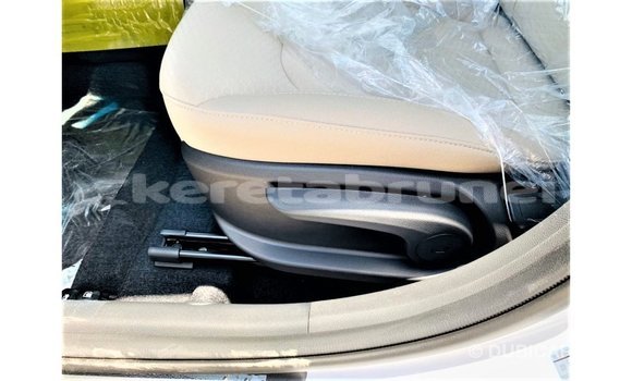 Buy Import Hyundai Elantra White Car in Import - Dubai in Belait Buy Import Hyundai Elantra White Car in Import - Dubai in Belait