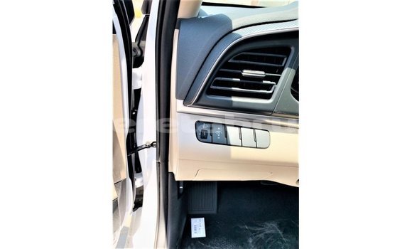 Buy Import Hyundai Elantra White Car in Import - Dubai in Belait Buy Import Hyundai Elantra White Car in Import - Dubai in Belait