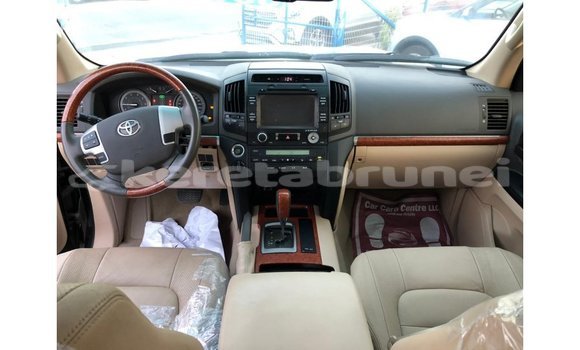 Buy Import Toyota Land Cruiser Black Car in Import - Dubai in Belait Buy Import Toyota Land Cruiser Black Car in Import - Dubai in Belait