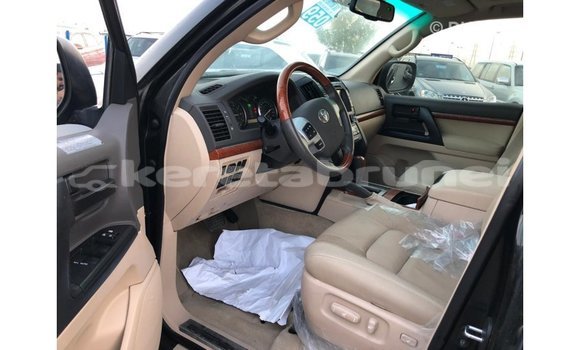 Buy Import Toyota Land Cruiser Black Car in Import - Dubai in Belait Buy Import Toyota Land Cruiser Black Car in Import - Dubai in Belait