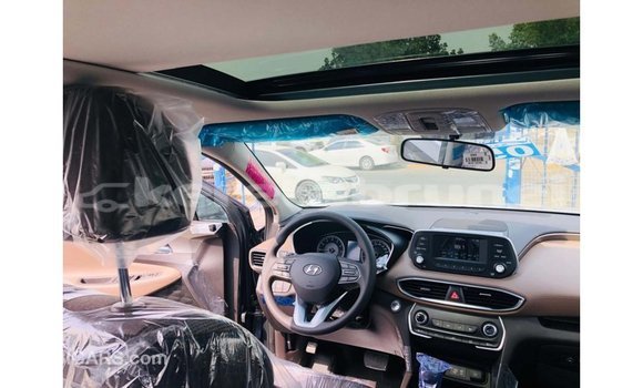 Buy Import Hyundai Santa Fe Green Car in Import - Dubai in Belait Buy Import Hyundai Santa Fe Green Car in Import - Dubai in Belait