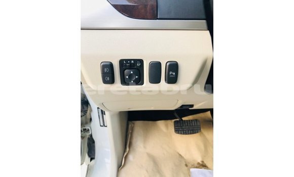 Buy Import Mitsubishi Pajero White Car in Import - Dubai in Belait Buy Import Mitsubishi Pajero White Car in Import - Dubai in Belait