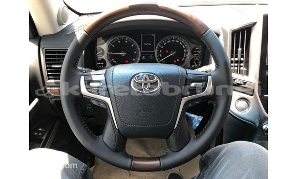 Buy Import Toyota Land Cruiser Black Car in Import - Dubai in Belait Buy Import Toyota Land Cruiser Black Car in Import - Dubai in Belait