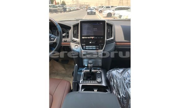 Buy Import Toyota Land Cruiser Black Car in Import - Dubai in Belait Buy Import Toyota Land Cruiser Black Car in Import - Dubai in Belait