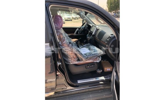 Buy Import Toyota Land Cruiser Black Car in Import - Dubai in Belait Buy Import Toyota Land Cruiser Black Car in Import - Dubai in Belait