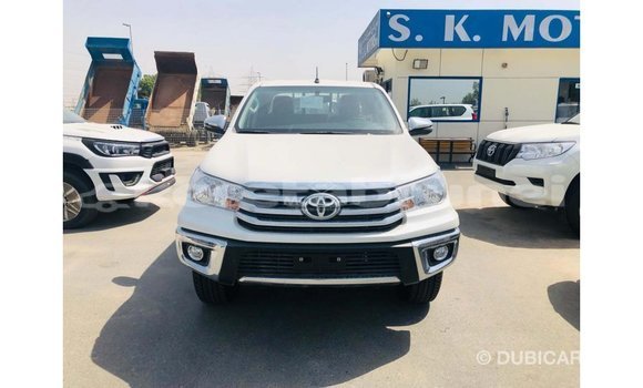Buy Import Toyota Hilux White Car in Import - Dubai in Belait Buy Import Toyota Hilux White Car in Import - Dubai in Belait