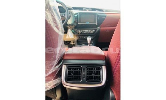 Buy Import Toyota Hilux White Car in Import - Dubai in Belait Buy Import Toyota Hilux White Car in Import - Dubai in Belait