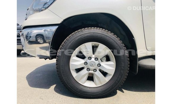 Buy Import Toyota Hilux White Car in Import - Dubai in Belait Buy Import Toyota Hilux White Car in Import - Dubai in Belait