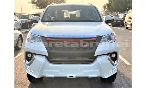 Buy Import Toyota Fortuner White Car in Import - Dubai in Belait Buy Import Toyota Fortuner White Car in Import - Dubai in Belait