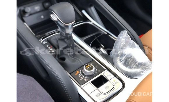 Buy Import Kia Carens White Car in Import - Dubai in Belait Buy Import Kia Carens White Car in Import - Dubai in Belait