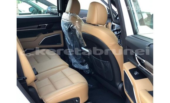 Buy Import Kia Carens White Car in Import - Dubai in Belait Buy Import Kia Carens White Car in Import - Dubai in Belait